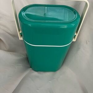 PM010126 Richard Carlson BYO Insulated Wine Chiller Vintage 1978 Teal and white